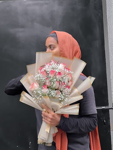 Pink Rose Bouquet view 2